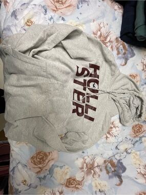 Hollister Light Gray Crewneck Hoodie with Maroon Logo